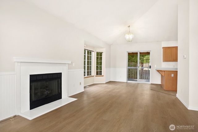 21911 SE 239th Street, Maple Valley, WA 98038