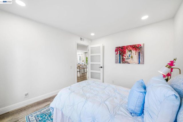 4019 4019 Rennellwood Way, Pleasanton, CA 94566