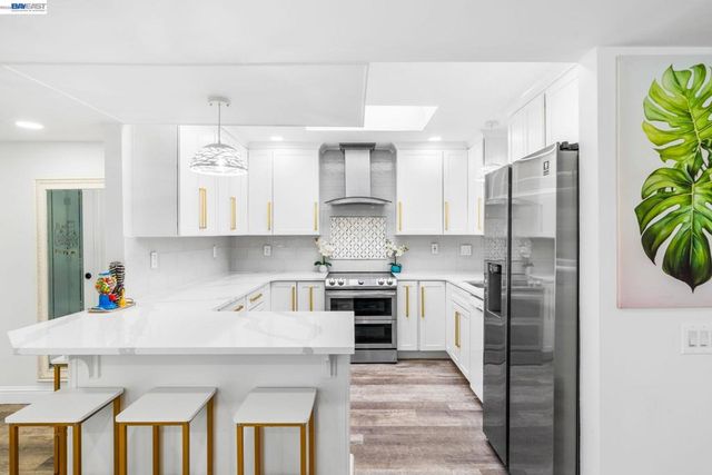 4019 4019 Rennellwood Way, Pleasanton, CA 94566