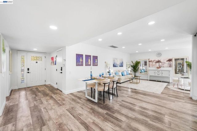 4019 4019 Rennellwood Way, Pleasanton, CA 94566