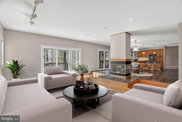 6913 ANNABEL CT, Columbia, MD 21044