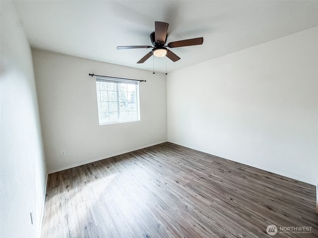 943 College Lane NE, Lacey, WA 98516