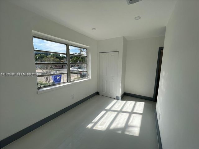 2441 NW 32nd St 1, Miami, FL 33142