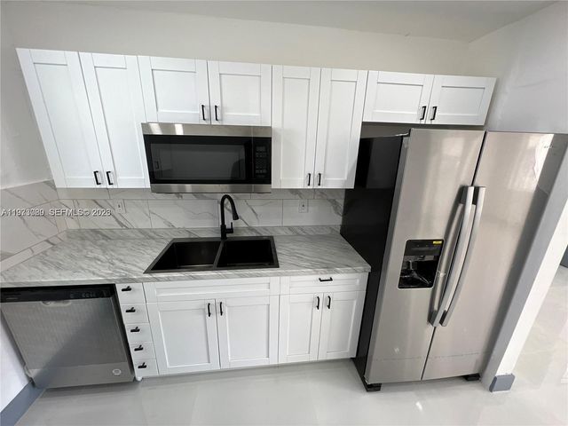 2441 NW 32nd St 1, Miami, FL 33142