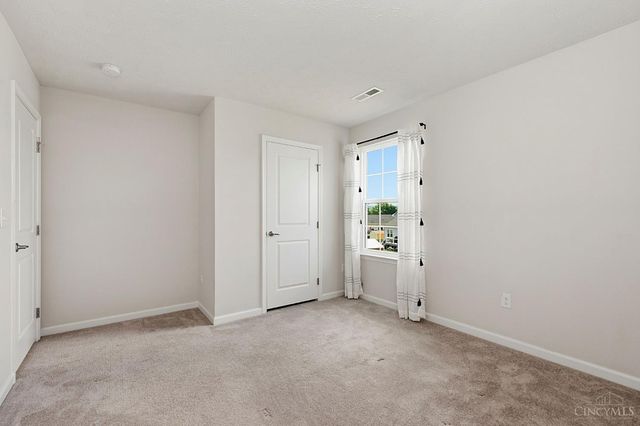 1364 Springfield Drive, Harrison, OH 45030