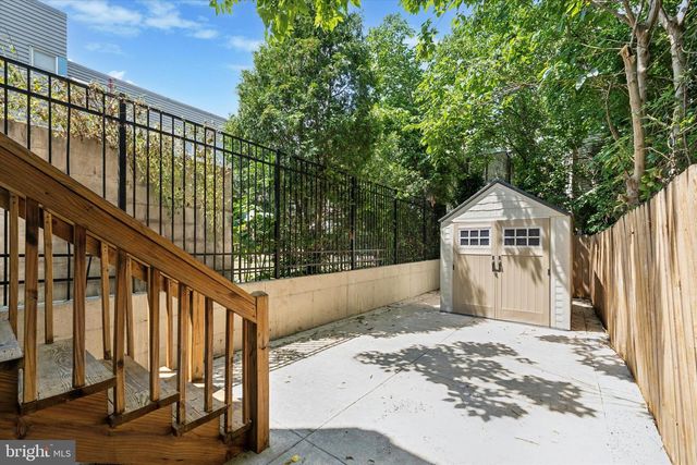 3957 MOUNT VERNON ST, Philadelphia, PA 19104