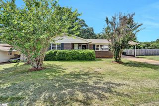 211 Uneeda Drive, Greenville, SC 29605