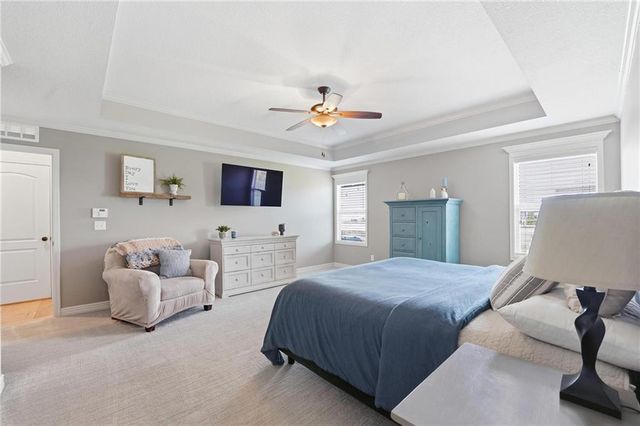 3106 SE 3rd Terrace, Lee's Summit, MO 64063