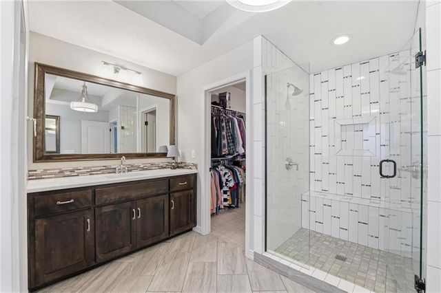 3106 SE 3rd Terrace, Lee's Summit, MO 64063