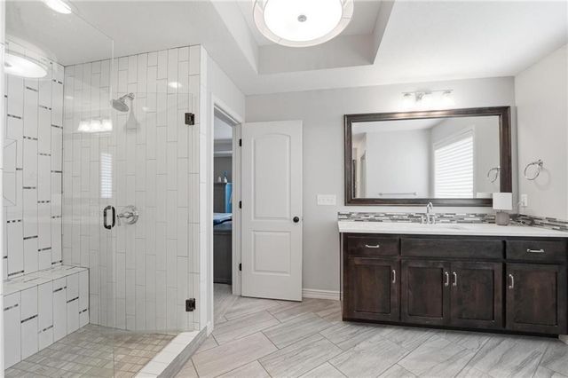 3106 SE 3rd Terrace, Lee's Summit, MO 64063