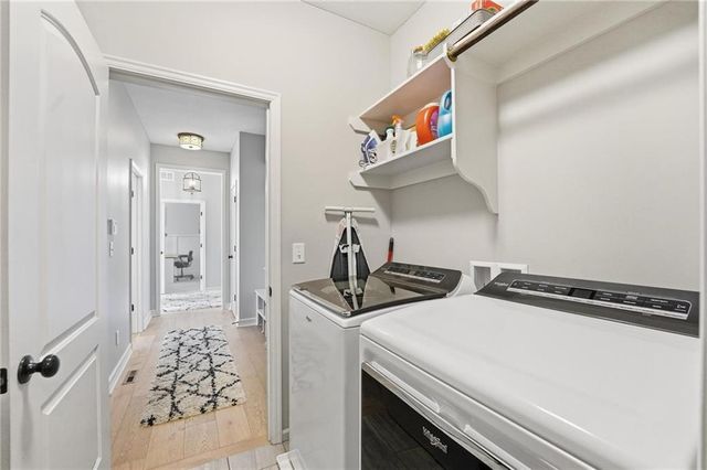 3106 SE 3rd Terrace, Lee's Summit, MO 64063