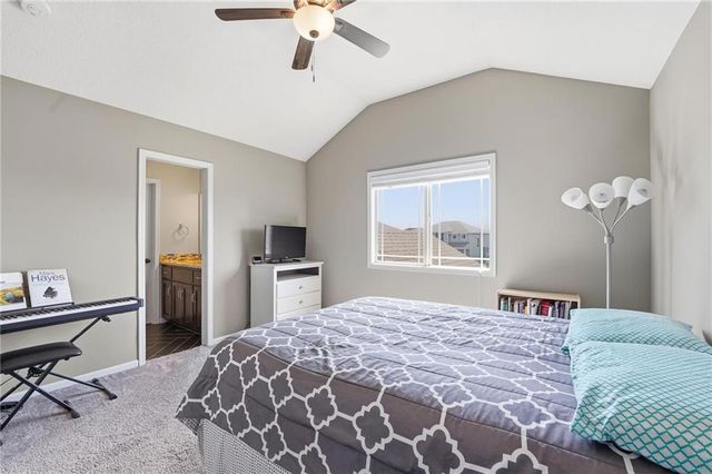 3106 SE 3rd Terrace, Lee's Summit, MO 64063