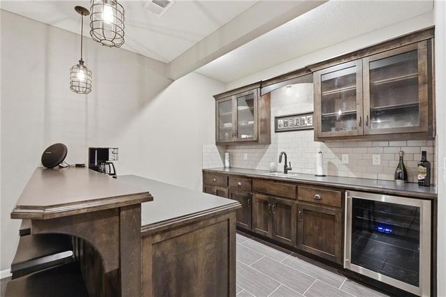 3106 SE 3rd Terrace, Lee's Summit, MO 64063