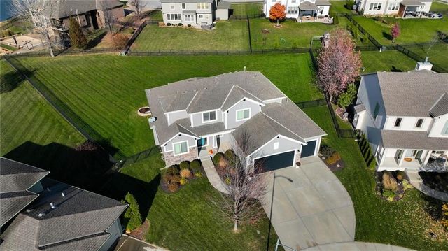 3106 SE 3rd Terrace, Lee's Summit, MO 64063