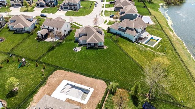 3106 SE 3rd Terrace, Lee's Summit, MO 64063