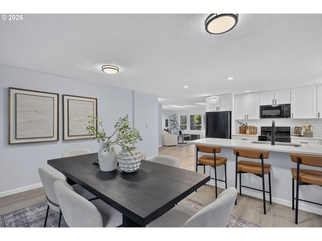 12807 Ne 159TH St, Brush Prairie, WA 98606