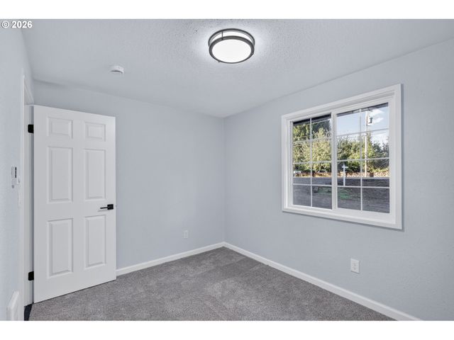 12807 Ne 159TH St, Brush Prairie, WA 98606