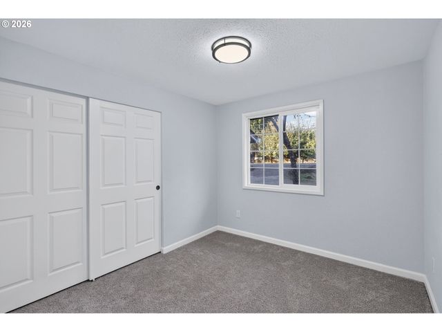 12807 Ne 159TH St, Brush Prairie, WA 98606