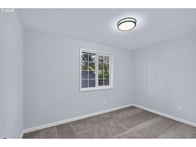 12807 Ne 159TH St, Brush Prairie, WA 98606