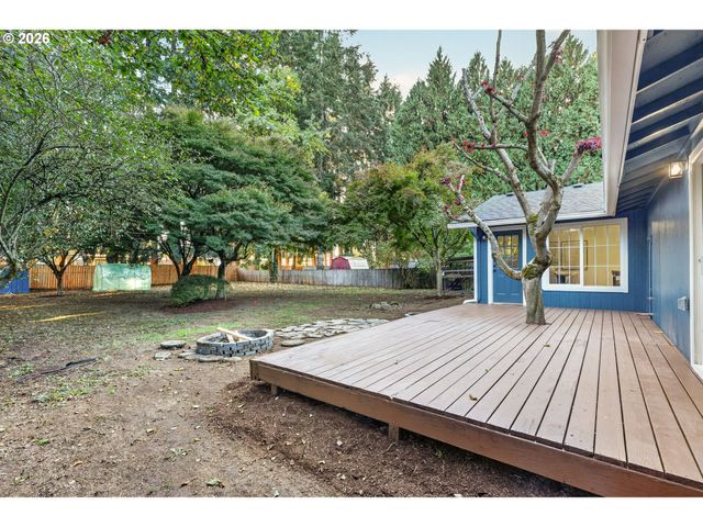 12807 Ne 159TH St, Brush Prairie, WA 98606