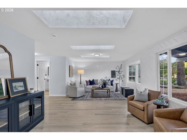 12807 Ne 159TH St, Brush Prairie, WA 98606