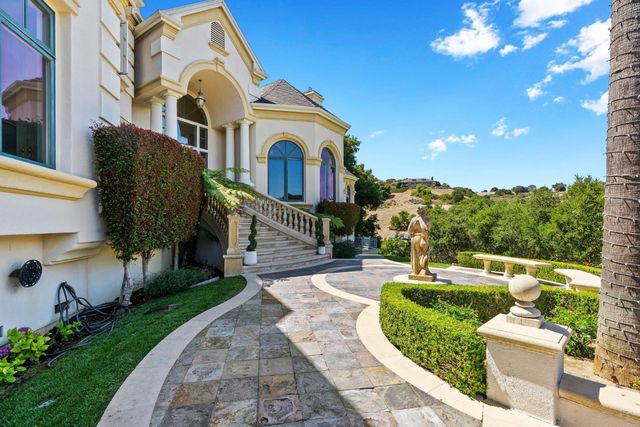 1720 Jasper Highlands Drive, Morgan Hill, CA 95037