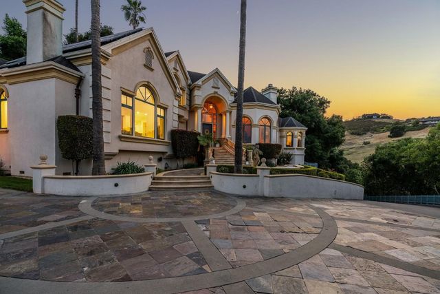 1720 Jasper Highlands Drive, Morgan Hill, CA 95037