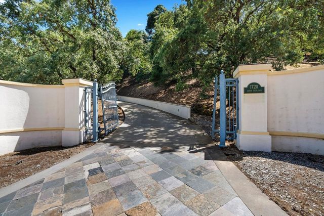1720 Jasper Highlands Drive, Morgan Hill, CA 95037