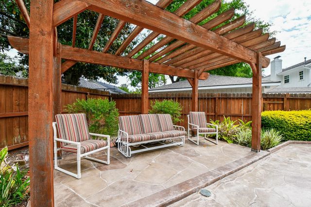 14710 Bramblewood Drive, Houston, TX 77079