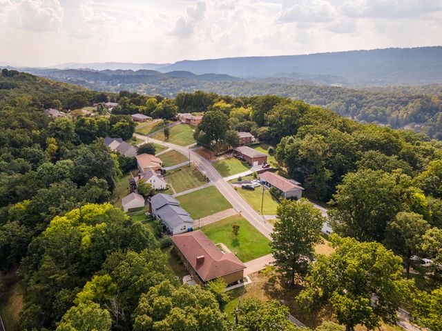 5846 Crestview Drive, Hixson, TN 37343