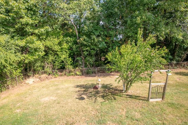 5846 Crestview Drive, Hixson, TN 37343