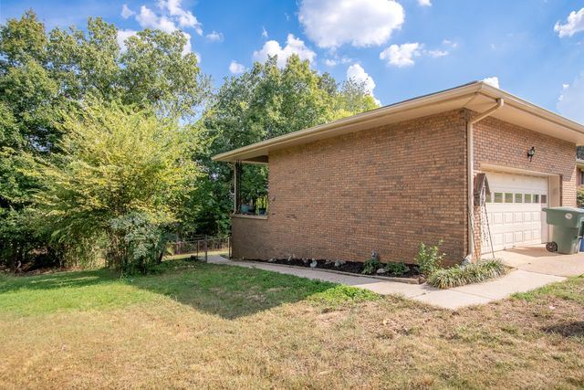 5846 Crestview Drive, Hixson, TN 37343