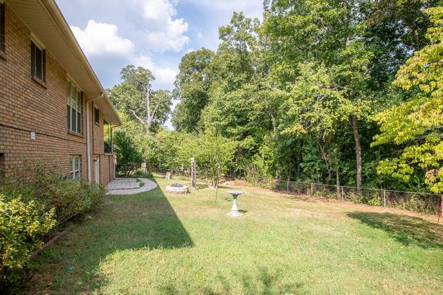 5846 Crestview Drive, Hixson, TN 37343