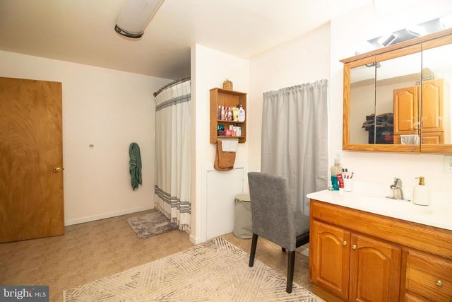 514-16 PARK AVE, Swedesboro, NJ 08085