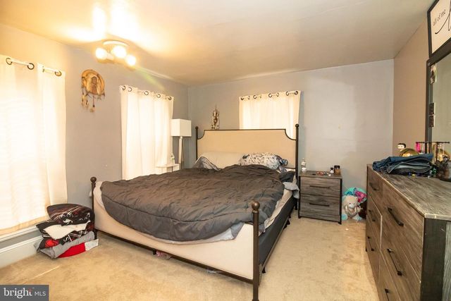 514-16 PARK AVE, Swedesboro, NJ 08085