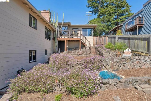 98 Fairlawn Dr, Berkeley, CA 94708