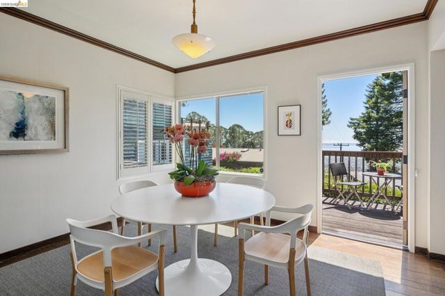 98 Fairlawn Dr, Berkeley, CA 94708