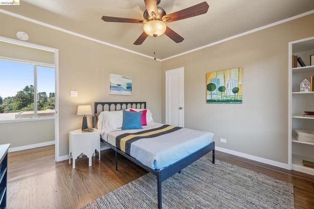 98 Fairlawn Dr, Berkeley, CA 94708
