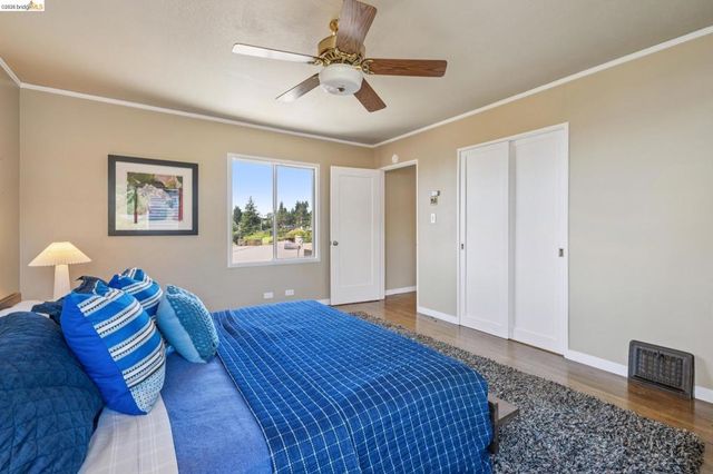 98 Fairlawn Dr, Berkeley, CA 94708