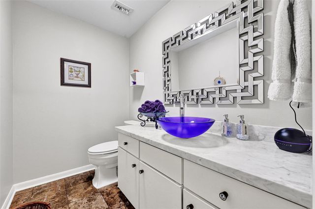 43 Legend Lane, Houston, TX 77024
