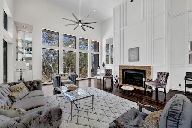 43 Legend Lane, Houston, TX 77024