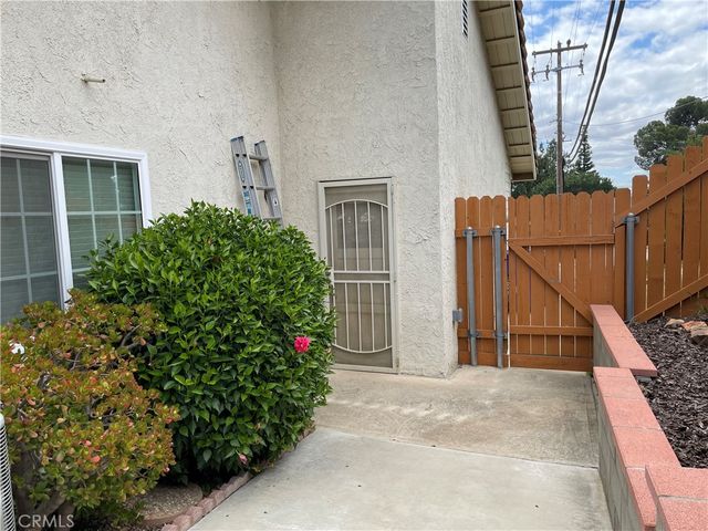 5983 Moraga Avenue, Jurupa Valley, CA 92509