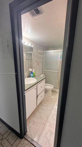 160 NE 203rd Terrace 18, Miami Gardens, FL 33179