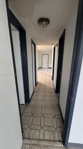 160 NE 203rd Terrace 18, Miami Gardens, FL 33179