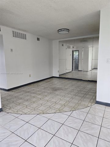 160 NE 203rd Terrace 18, Miami Gardens, FL 33179