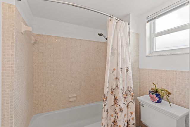 3050 NE 47TH Court 108, Fort Lauderdale, FL 33308