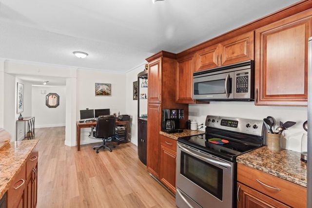 3050 NE 47TH Court 108, Fort Lauderdale, FL 33308