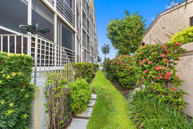 3050 NE 47TH Court 108, Fort Lauderdale, FL 33308