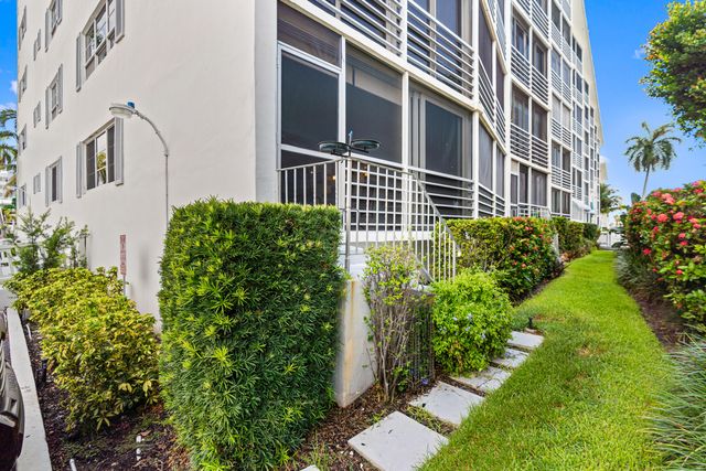 3050 NE 47TH Court 108, Fort Lauderdale, FL 33308