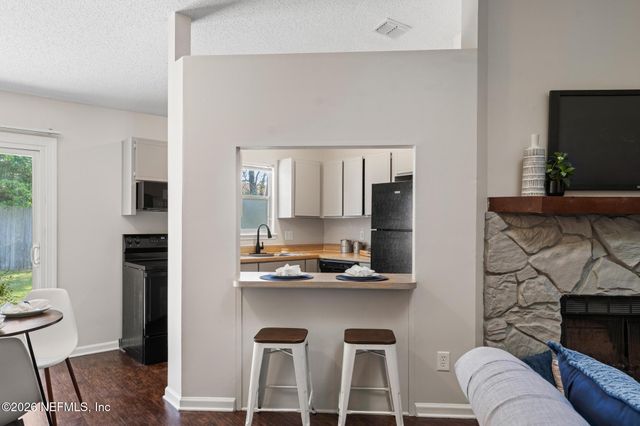 2753 CAVENDER Court, Jacksonville, FL 32216